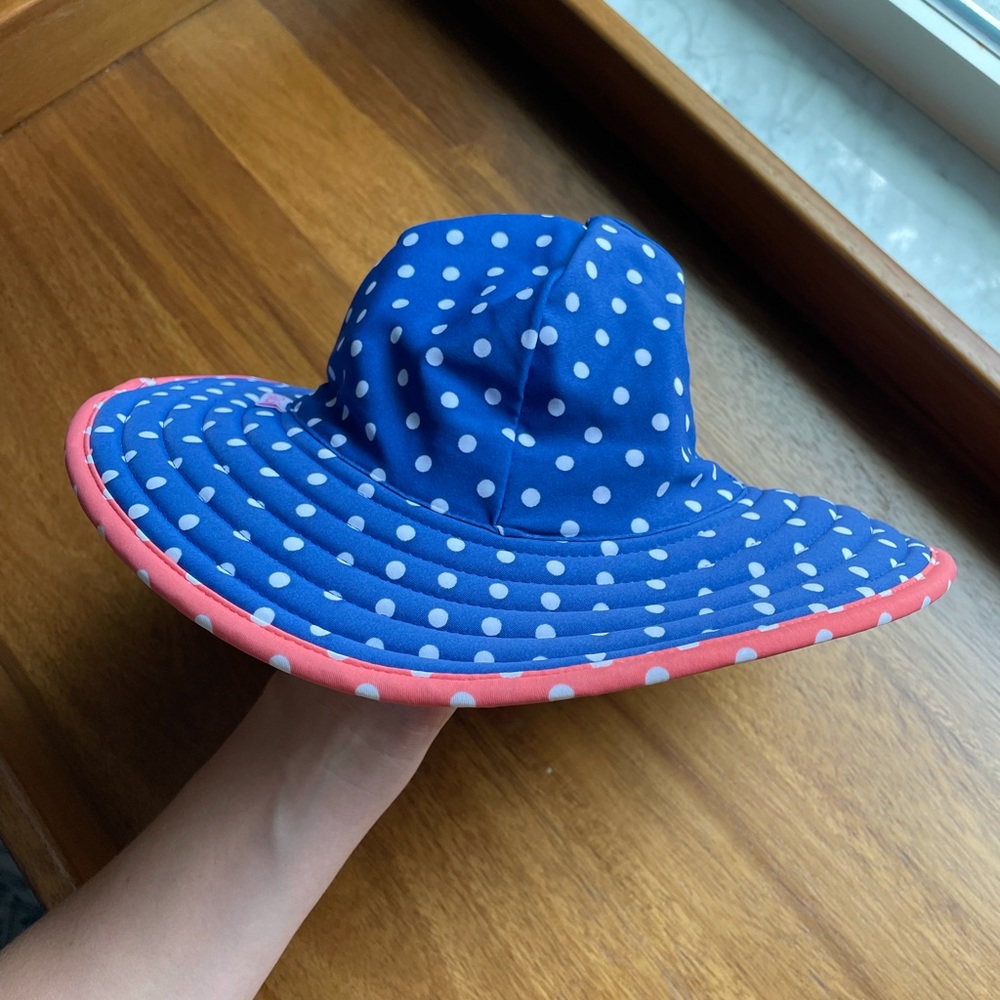 Ruffle Butts reversible sun hat. SPF 50. Size 0-12m